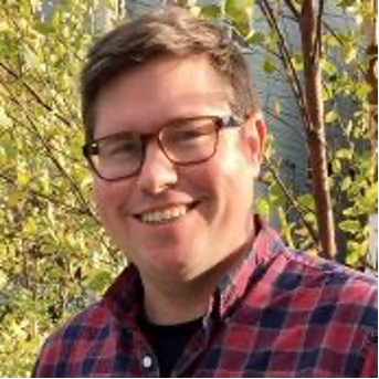 Headshot of Robert Lee