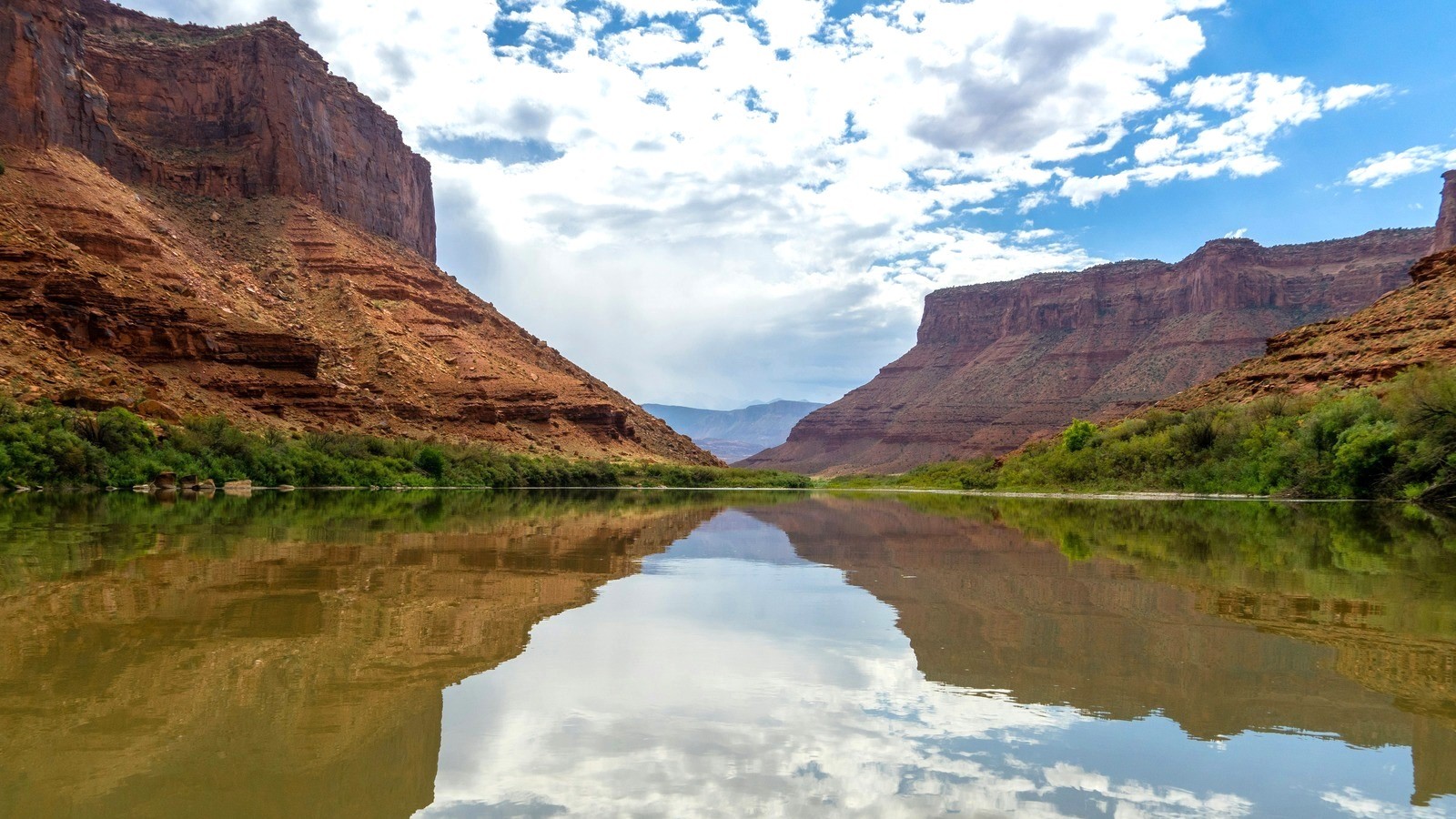 Researchers: Drought-Busting Spring Rains May Slow in Future