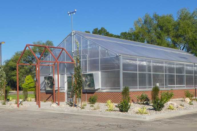 USU Salt Lake Center Opening Campus Greenhouse to Benefit Students and Refugee Farmers