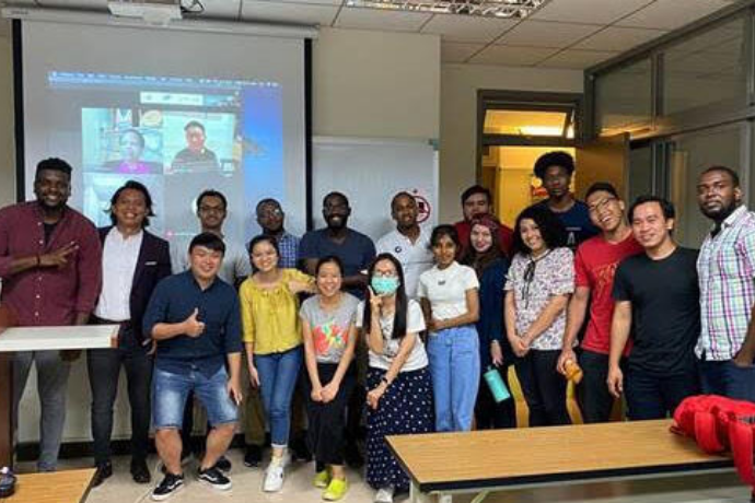 USU professor Man-Keun Kim supervises/graduates NCHU student Jonathan Vivas