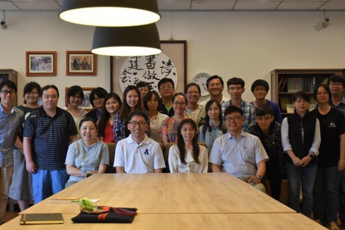 USU Professor Teaches Economics Short Course at NCHU