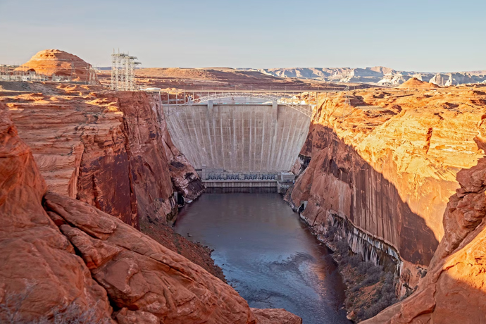 Lake Powell reaching critically low elevation levels, nearing 'dead power pool,' experts say