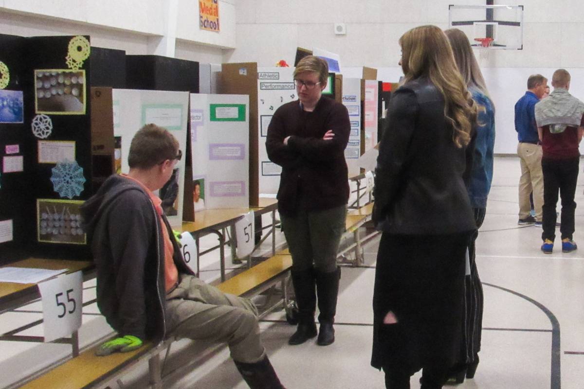 Utah State University Researchers Volunteer at Local Science Fair