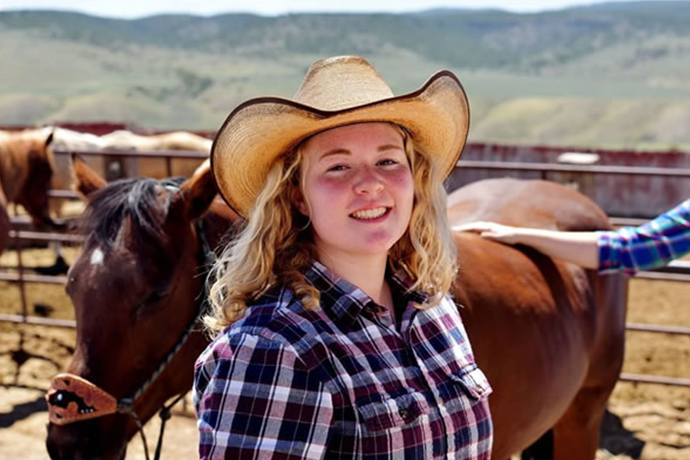 USU Student finds career path while making a difference through USU’s Equine Experience Program