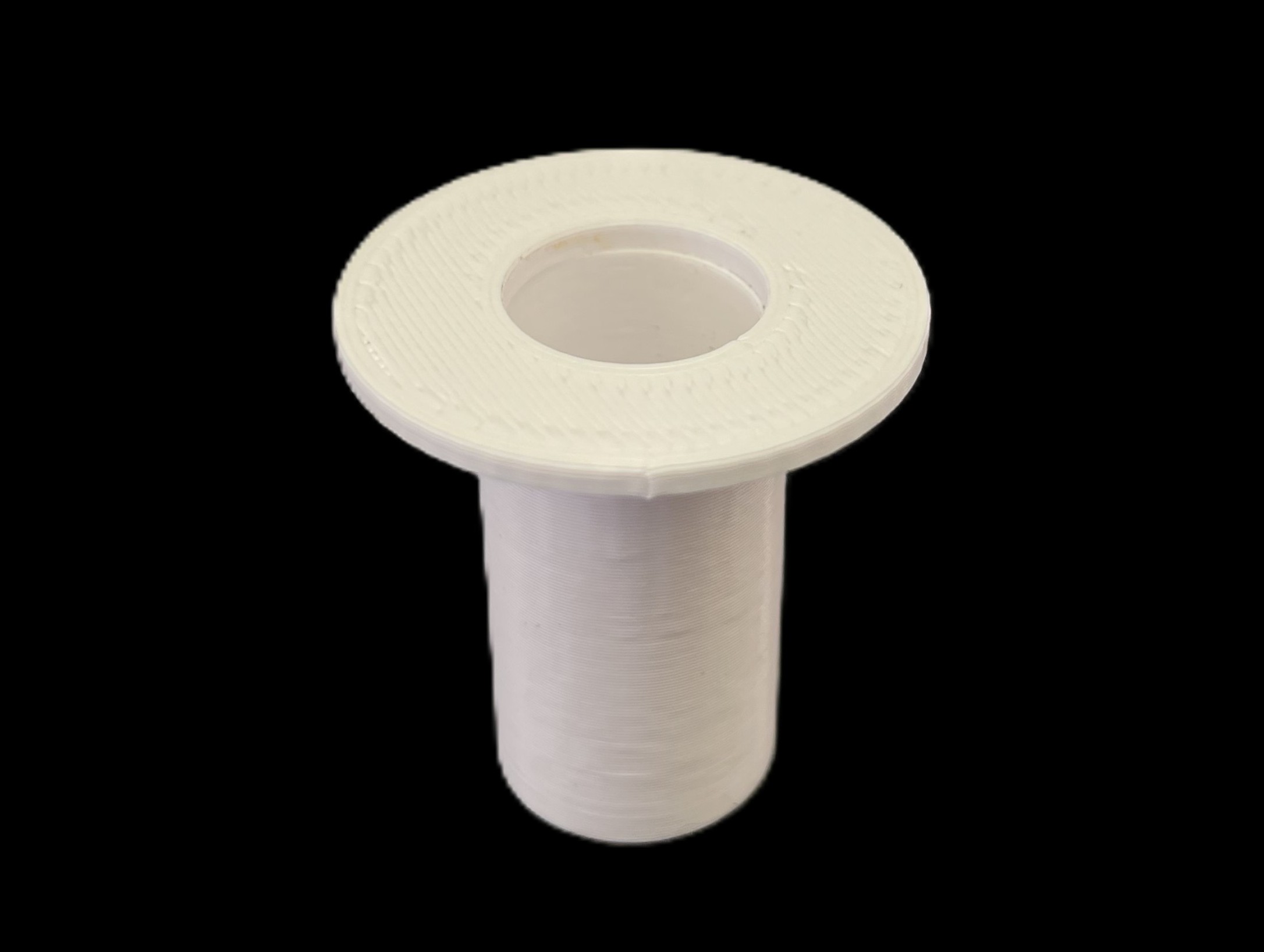 A white plastic collar.