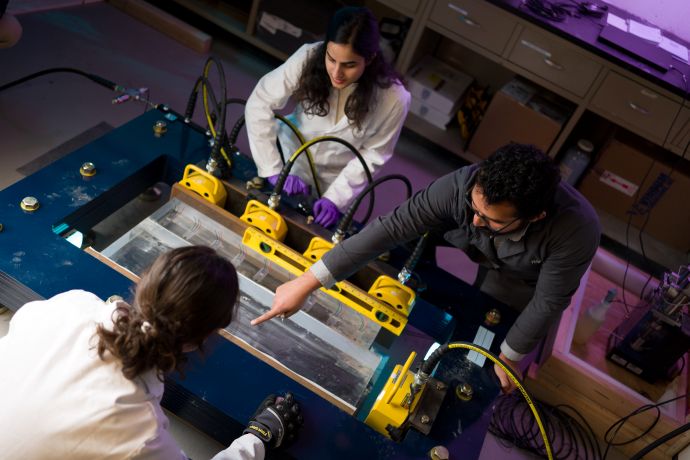 Rock Deformation and Earthquake Mechanics Lab